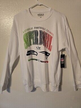 NWT WEAR by Erin Andrews Super Bowl Matchup Crewneck Sweatshirt - Women's S/P